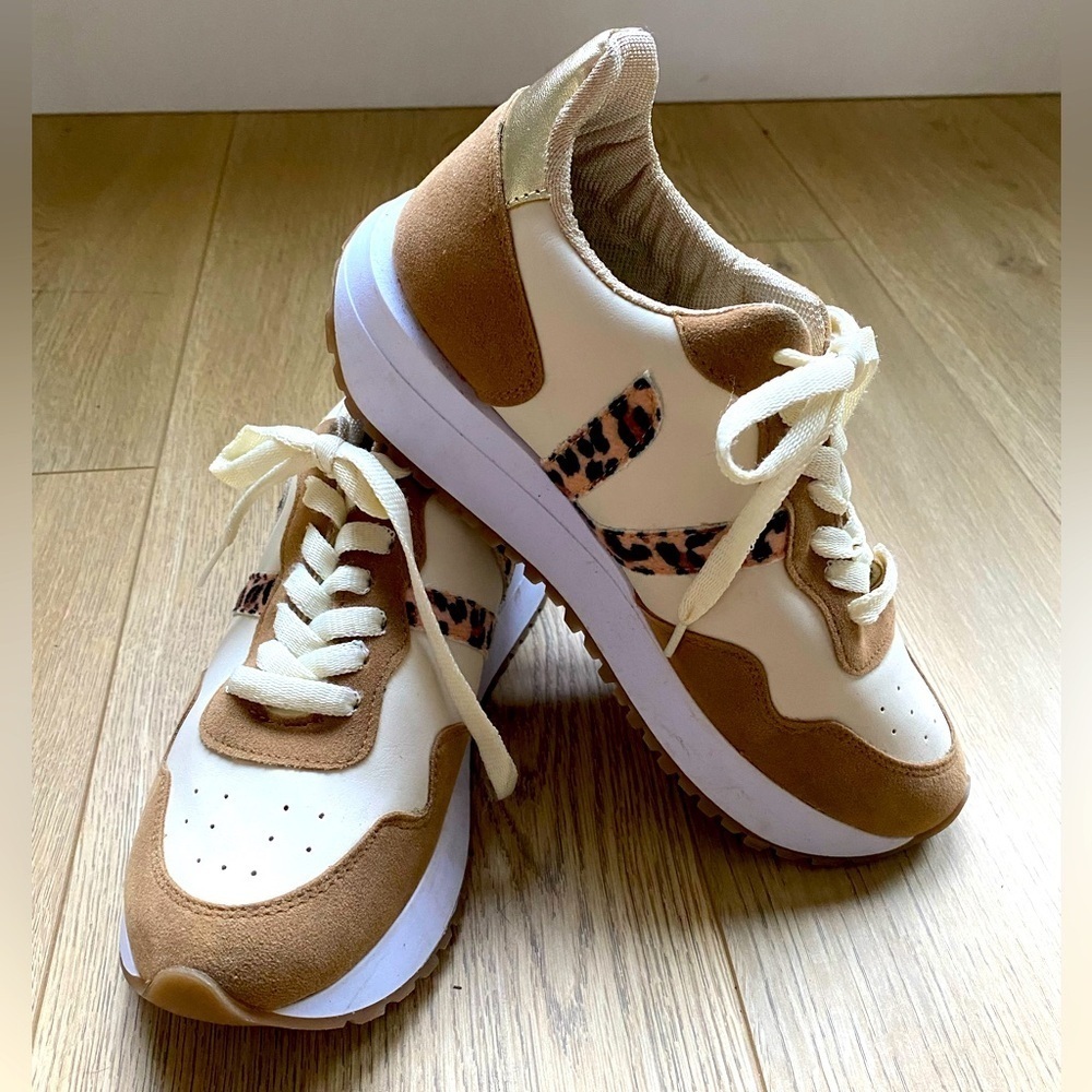 NEW MKS Cream Brown Sneakers Size 7 Leopard cheetah Accent - Picture 10 of 10